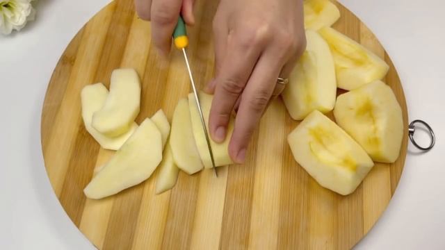 Apple Pie ? SUPER CREAMY! Without FLOUR, BUTTER and OIL, Easy recipe ready in 5 minutes смотреть онлайн