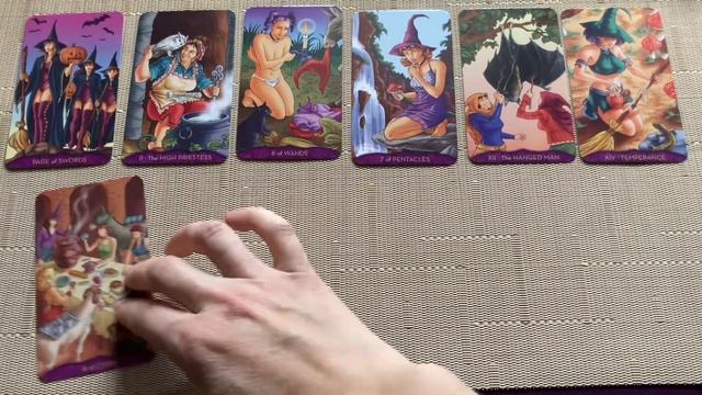 ГАДАНИЕ НА БУДУЩЕЕ. ГАДАНИЯ НА КАРТАХ ТАРО. смотреть онлайн