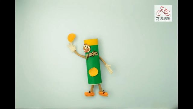 Чипсы Pringles на матче по футболу!