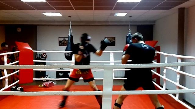 Наши бойцы: Паша 50cent vs Саша Пончик смотреть онлайн