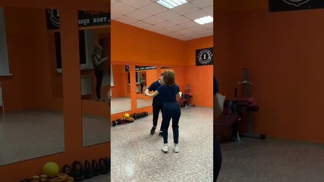 ‼️Спорим ? ты так сможешь‼️Самая простая связка в Бачате смотреть онлайн