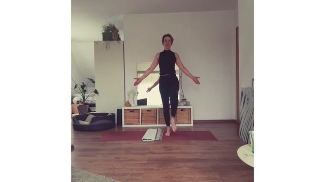 Warm up Yoga Pilates Fitness смотреть онлайн
