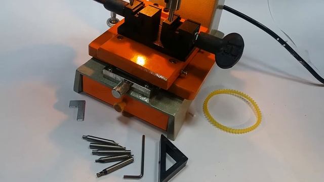 Станок для ключей вертикальный 368 А - комплектация смотреть онлайн