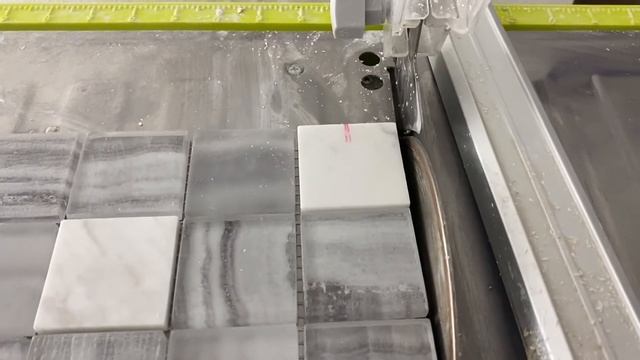 RYOBI WET SAW REVIEW cutting subway and glass tile! смотреть онлайн