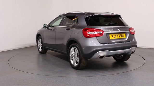 Mercedes Gla-Class Gla 200 D Executive смотреть онлайн