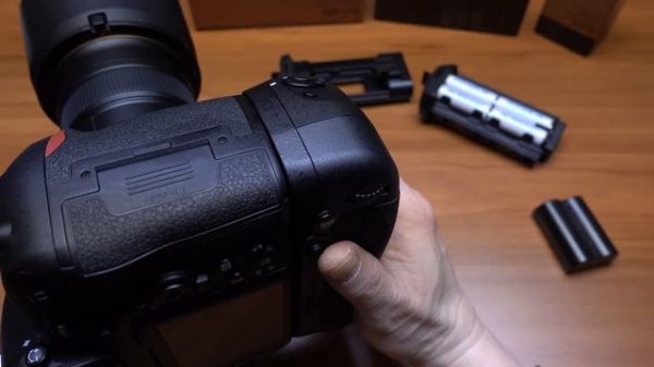 Nikon D850 MB-D18 battery grip - 7, 9 vs. 10 fps burst rate demo