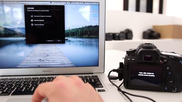 Canon 80D Tutorial - How to connect DSLR to your computer and control it (tether) смотреть онлайн