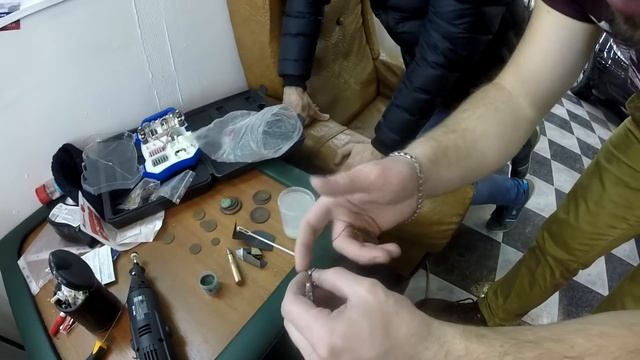 Зимняя ломка. Чистка монет электролизом. смотреть онлайн