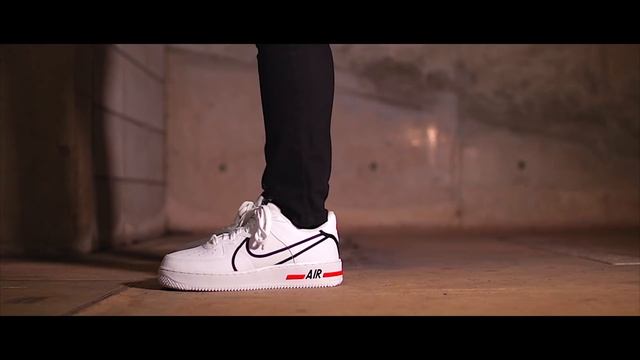 これは買い!!履き心地が抜群に良くなったナイキのAIR FORCE 1!!【New Kicks】 смотреть онлайн