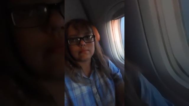 Москва - Сеул. В первый раз в самолёте. смотреть онлайн
