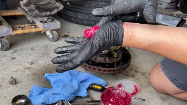 How To Replace Front Wheel Bearings On 97-2003 2WD Ford F-150 - Expedition - Lightning - Ranger смотреть онлайн