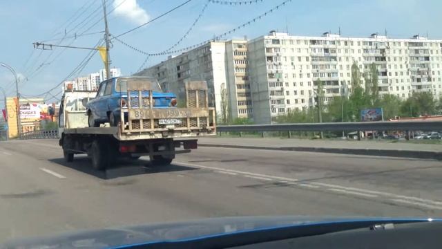 Купили Запорожец, везем домой смотреть онлайн