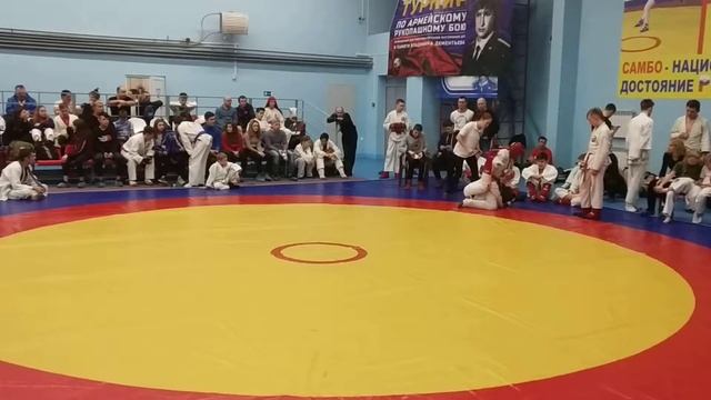 Шарапов Юра в красном. АРБ. смотреть онлайн