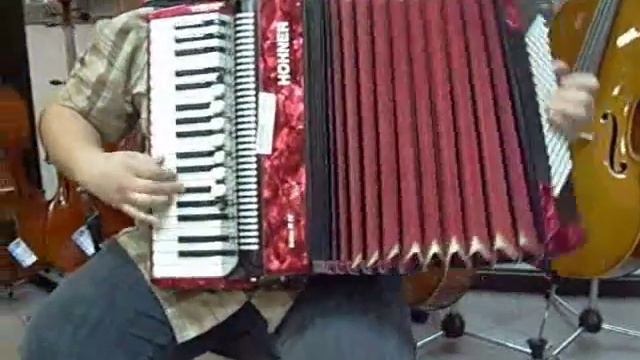HOHNER BRAVO III 96 BASS смотреть онлайн