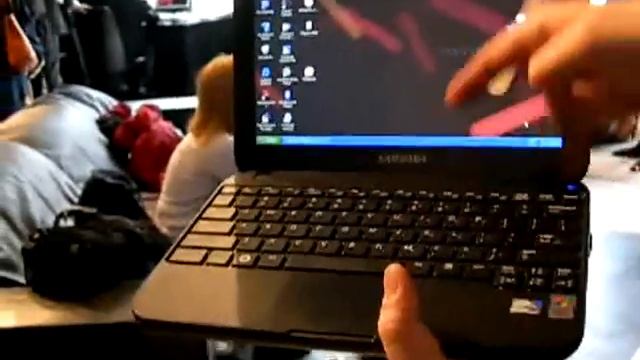 Netbook Samsung N310: presentazione italiana смотреть онлайн