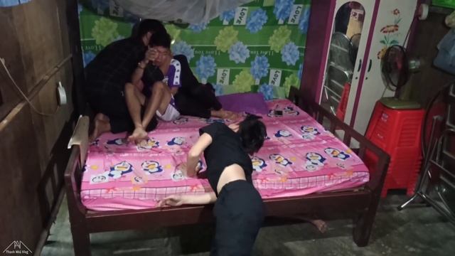 TNB - Phúc Bị Ông Lão 63 Tuổi Dựa Và Phản Ứng Của Team смотреть онлайн