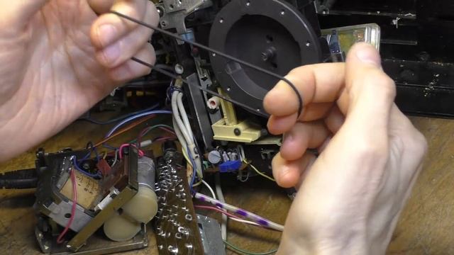 Затяжной ремонт VEF-260 с сюрпризами. Первая серия смотреть онлайн
