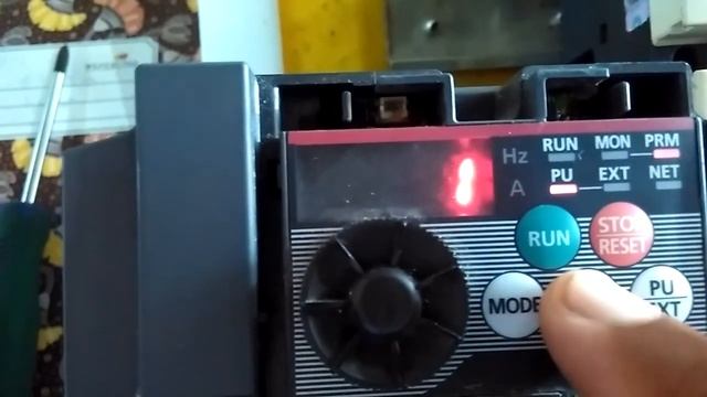 CODJ#150 How To Reset Factory Setting inverter Mitsubishi D700 смотреть онлайн
