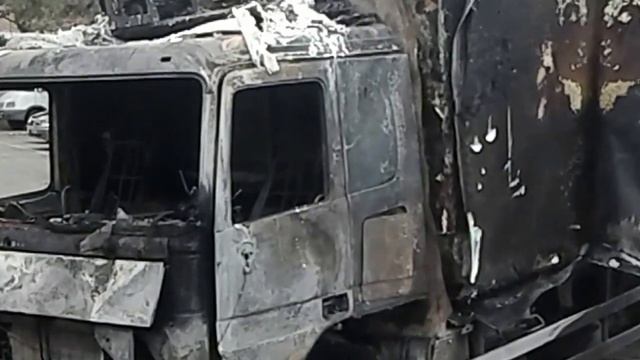 Пожар фуры 29.07.2015 на пересечении улиц Ставропольской и Вишняковой смотреть онлайн