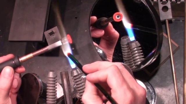 Blown Vessel Tutorial using Deluxe Electric Mandrel Spinner смотреть онлайн