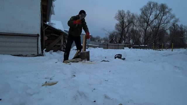 Вот и наступил декабрь / пошли морозы и снегопады / СТОЛЯРНЫЕ работы. будни Митяя. смотреть онлайн