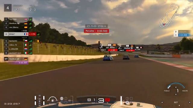 Gran Turismo Sport - Course quotidienne A - 23 avril 2021 - Renault Clio V6 @ Barcelone (course 4) смотреть онлайн