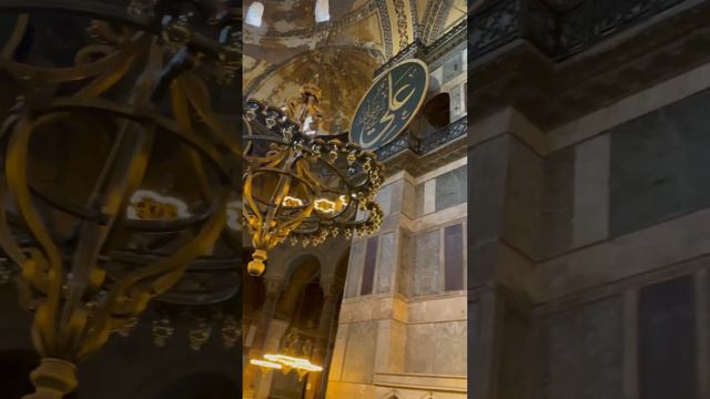 Прошло столько лет, но как будто современная архитектура !