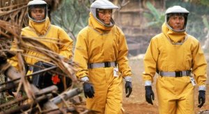 Топовые фильмы про вирусы и заражение.