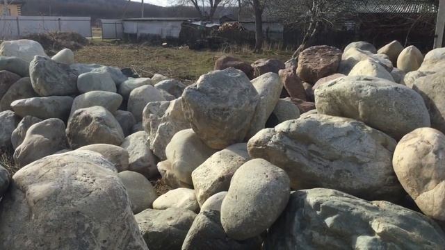 Серый валун речной арт.302