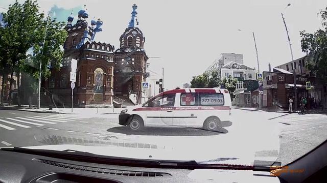 Внимательность на каждом перекрестке! смотреть онлайн