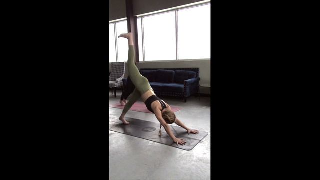 Episode 42- Live Bide Yoga Power Flow смотреть онлайн