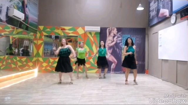 Line Dance - SENORITA BACHATA ( Choreographer: Duma Kristina S & Mitha Primasari ) смотреть онлайн