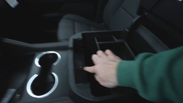 2023 Chevy Suburban RST 4x4 смотреть онлайн