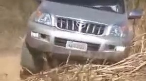 OFF ROAD 4X4 LAND CRUISER PRADO (IV)