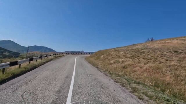 Старый крымский тракт на мотоцикле. Июнь 2023 ч.3 смотреть онлайн