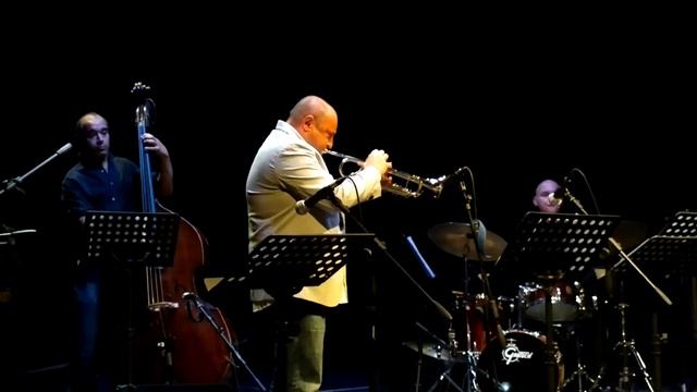 Saxophone Summit guest Osian Roberts "Medley" - Potenza International Jazz Festival смотреть онлайн