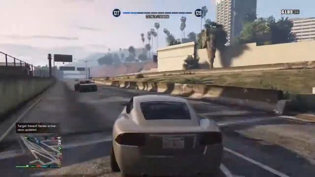 GTA 5 Online Worn Shadow Silver F620 With a Diamond Blue Pearlescent смотреть онлайн