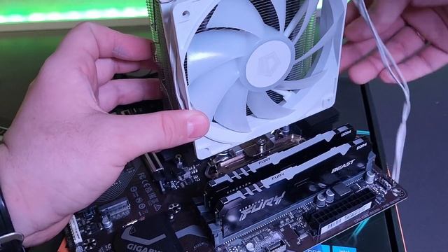 СОБРАЛ НОВОГОДНИЙ ИГРОВОЙ ПК ЗА 80000 РУБЛЕЙ | КОМПЬЮТЕР ДЛЯ 2024 ГОДА ЗА 80К смотреть онлайн