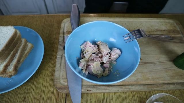 Офигенный сэндвич с тунцом. смотреть онлайн