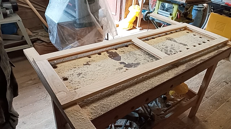 Фрезерование двери под филенку ручным фрезером смотреть онлайн