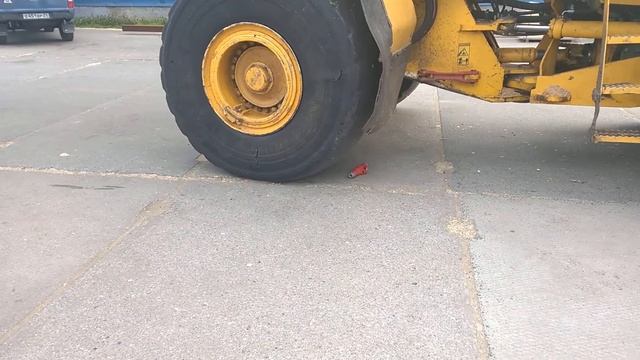 Crash-тест штекерного соединения Mennekes смотреть онлайн