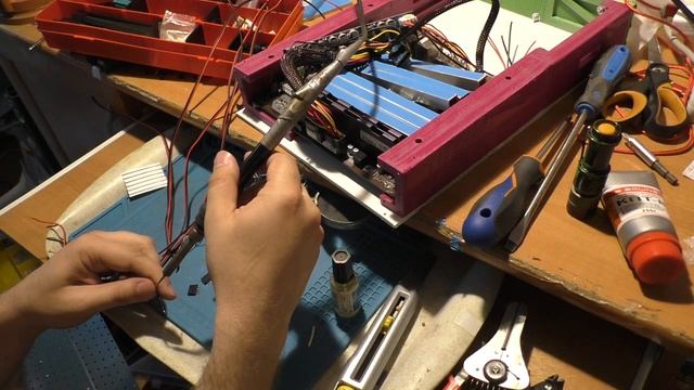 Четвертый день в гостях у Мехафокса 09.06.2022 год. #10 Собираем Мини ПК смотреть онлайн