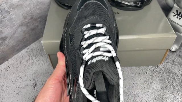 Balenciaga Triple S Sneaker Clear Sole - Black смотреть онлайн