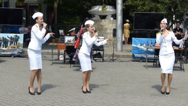 Россия, Севастополь, 12 июня 2015 года. Площадь Нахимова. Я тебе спою о Чёрном море. смотреть онлайн