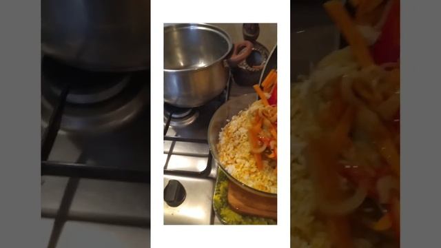 Плов с тыквой и красным болгарским перцем смотреть онлайн