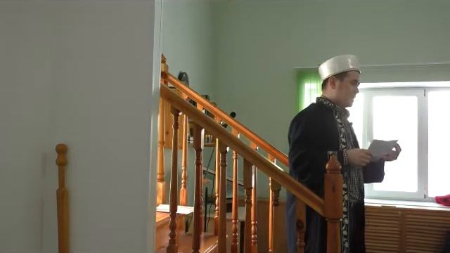 Сегодня посетил мечеть и участвовал пятничный намаз смотреть онлайн