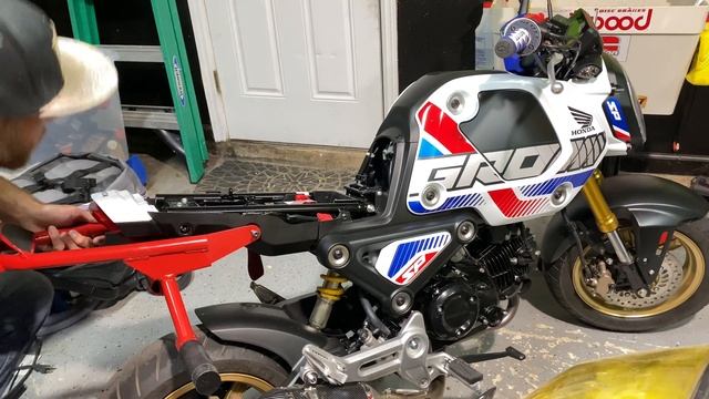 Crash Industries Stunt Subcage for 2022 Honda Grom смотреть онлайн