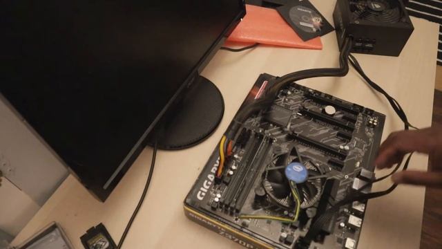 GIGABYTE Z370P D3 Motherboard Breadbaord Test/Bench Test смотреть онлайн