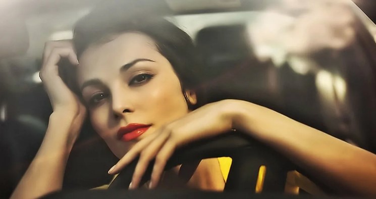 Сильная женщина. Автор текста Наталья Бувина.  Стихи