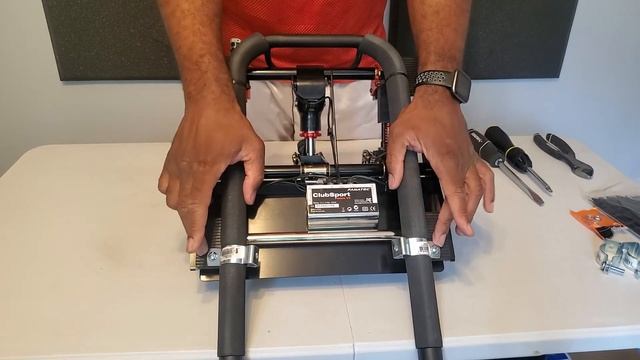 Attaching Fanatec Clubsport V3 Pedals to Playseat Challenge смотреть онлайн
